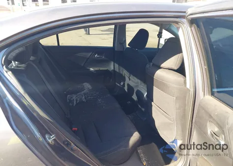 2015 Honda Accord Sport z USA, uszkodzony, nr VIN 1HGCR2F55FA247780